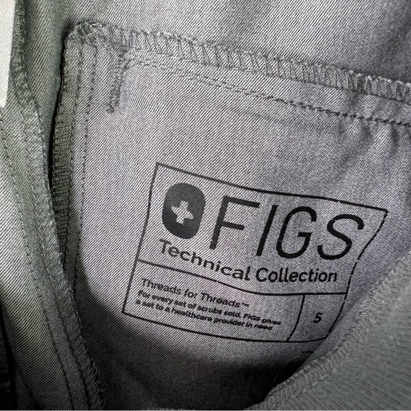 Figs Technical Collection Casteler Pants Medical Scrubs Bottom Light Grey SZ S - Picture 8 of 9